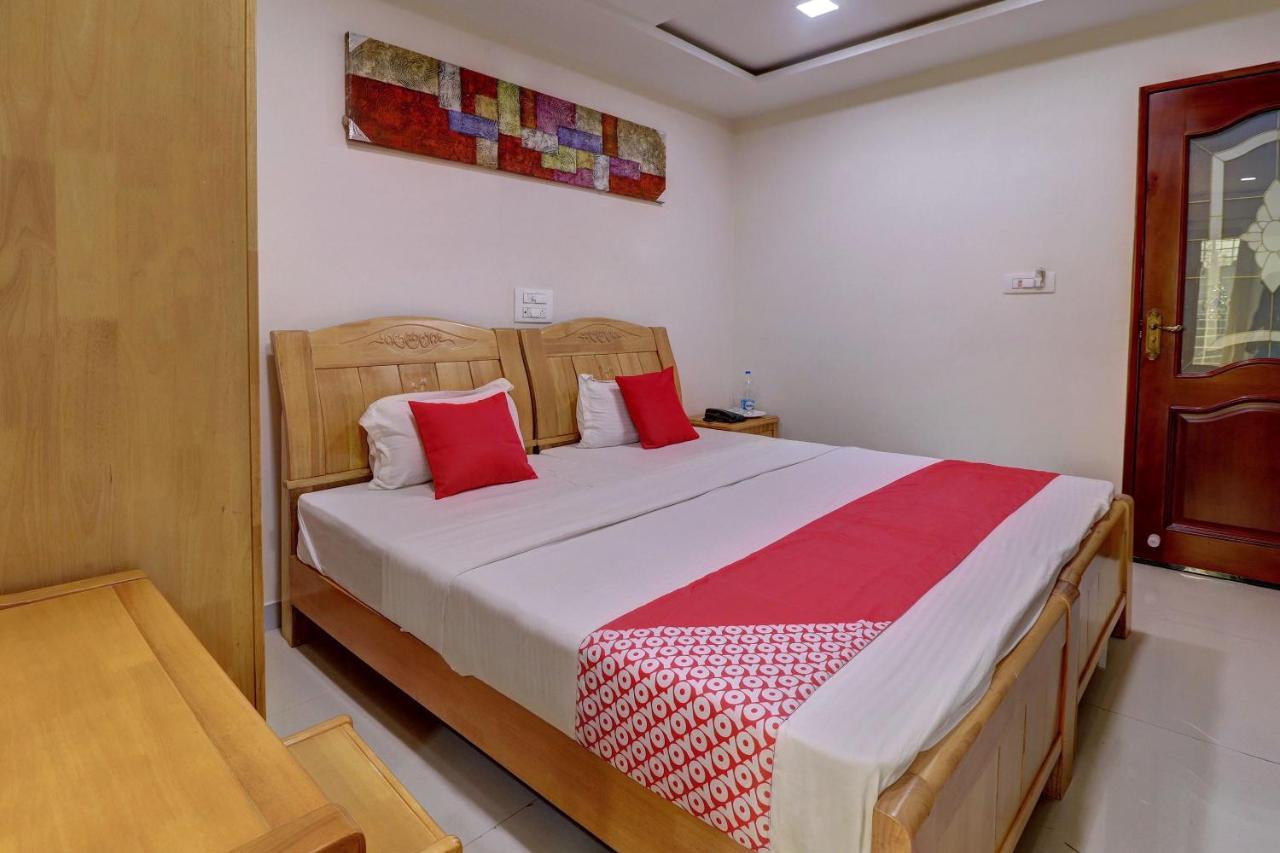 Oyo 24245 Dv Residency Hotel Bhadravati Exterior foto